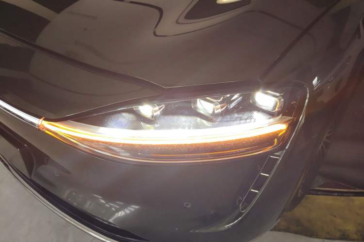 Used Hima Stelato S9 