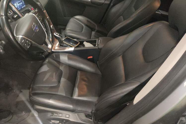 Used Volvo XC60 2015 T5 Smart Upgrade Model