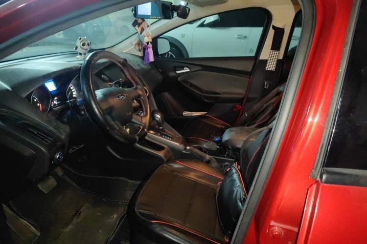 Used Ford Focus 2012 Hatchback 1.6L Automatic Comfort Model
