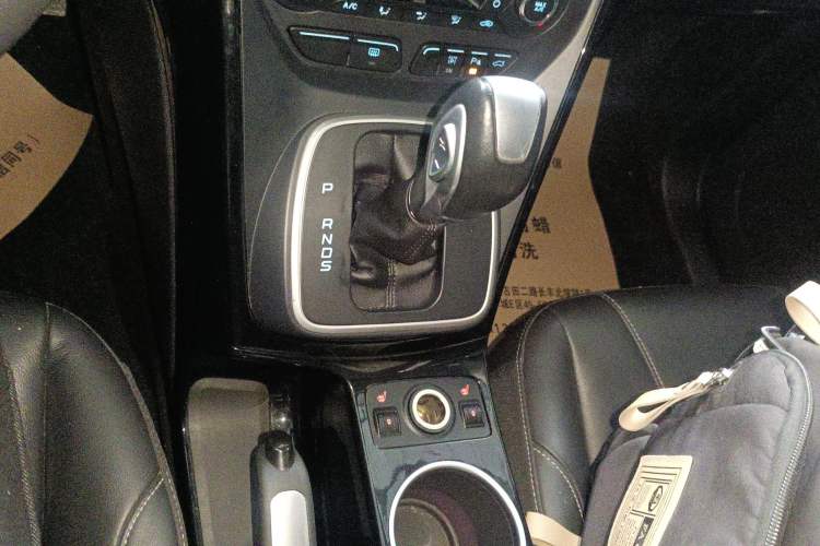 Used Ford Kuga 2015 2.0L GTDi Four-Wheel-Drive Sport Model