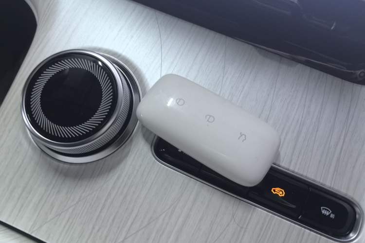 Used  E5 2024 530km Starship Edition
