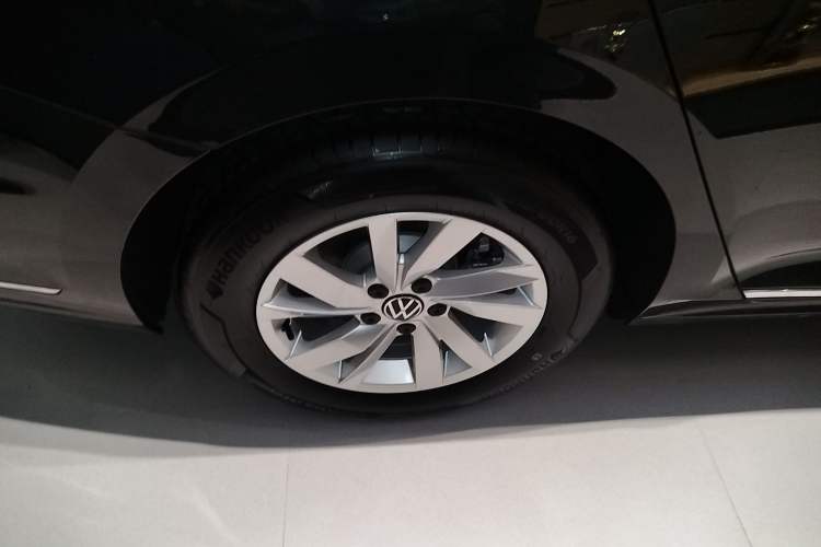 Used Volkswagen Passat New Energy 2025 430 PHEV Hybrid Business Edition
