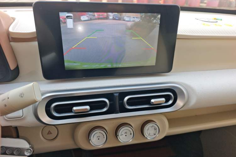 Used Wuling Hongguang MINIEV 2024 3rd Generation 215km Advanced Version