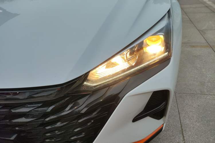 Used Dongfeng Aeolus Yixuan 2023 Mach Edition 1.5L Automatic Chasing Wind Version
