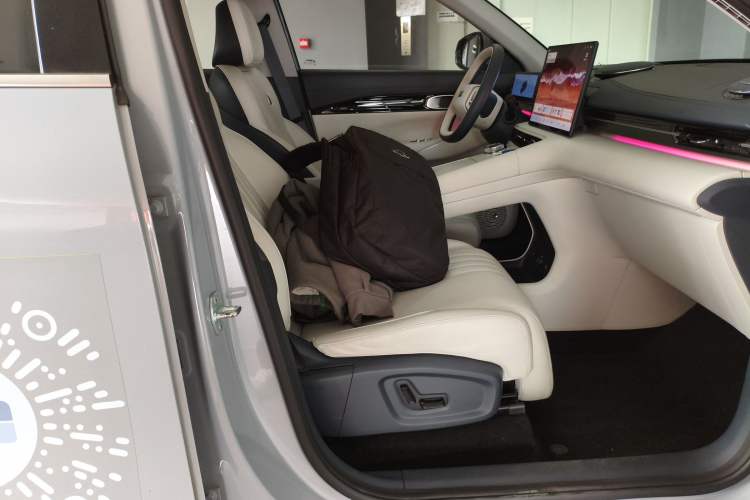 Used  E5 2024 530km Starship Edition