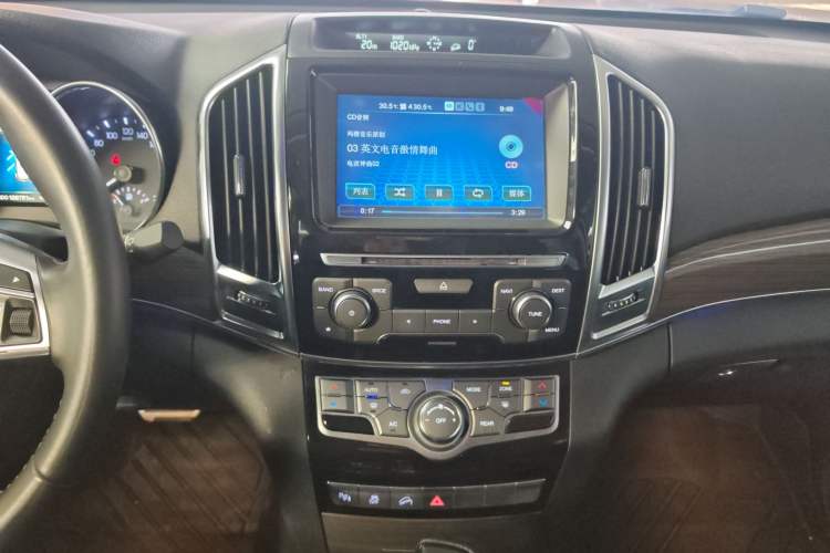 Used Haval H9 2015 2.0T Four-Wheel Drive Standard Model 7 Seats