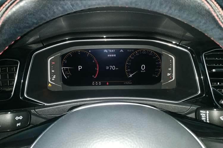 Used Volkswagen T-ROC 2021 Revised Version 280TSI DSG Two-Wheel Drive Comfort & Smart Connectivity Edition
