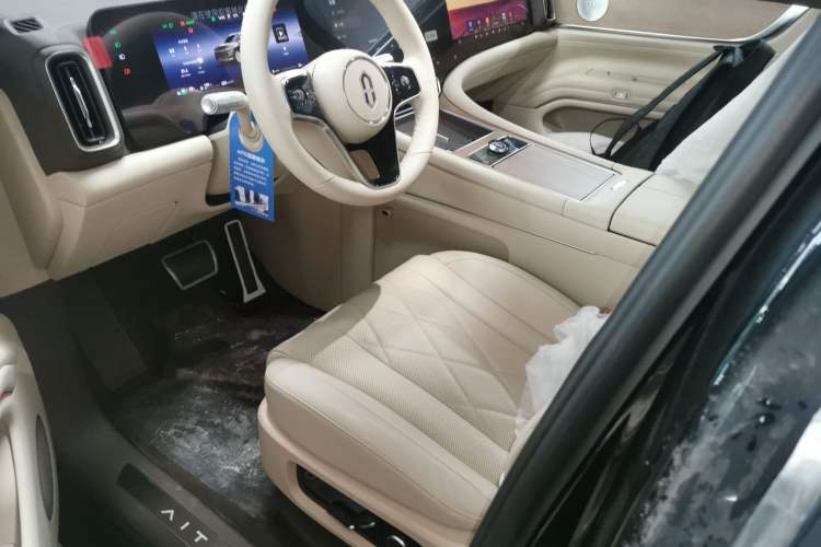 Used Hima AITO M9 2024 Range-Extended Ultra Version 42 kWh 6-Seater Model