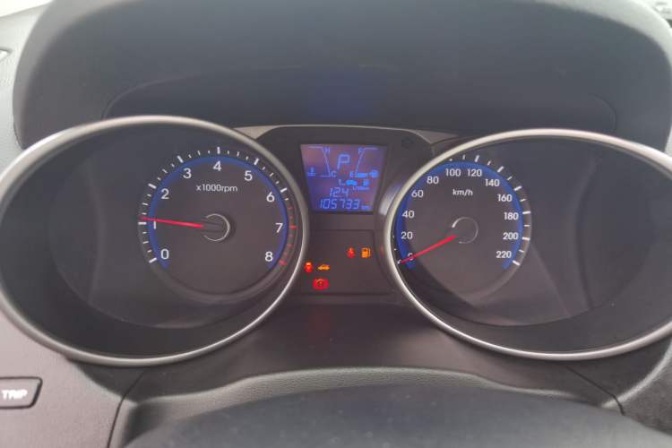 Used Hyundai ix35 2015 2.0L Automatic 2WD Smart Version China V Standard
