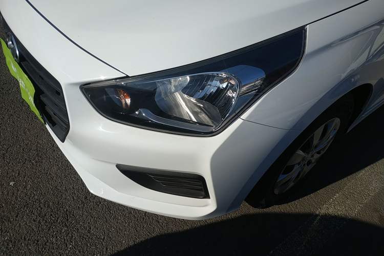 Used Hyundai Verna 2017 1.4L Manual Refreshed Version China VI Standard