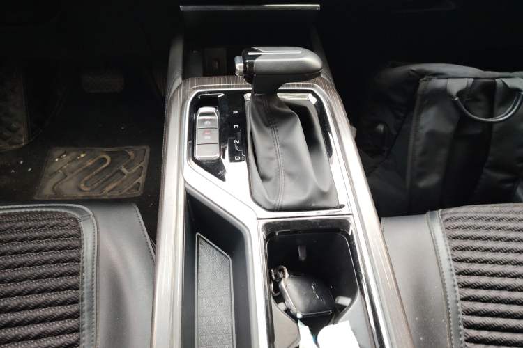 Used Wuling Jiachen 2022 1.5T CVT Smart Luxury Version
