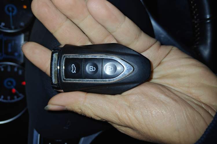 Used Zotye SR7 2017 1.5T CVT Cube Dream Edition
