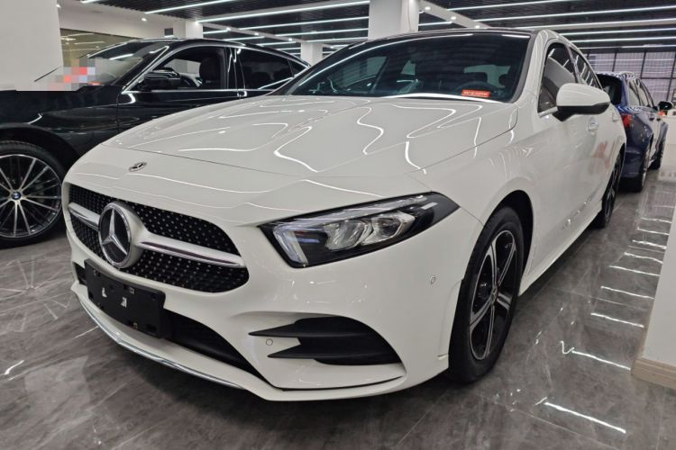 Used Mercedes-Benz A-Class 2022 Revised Version A 200 L Sport Sedan Fashionable Style