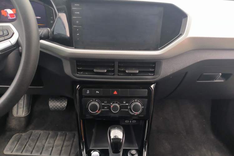 Used Volkswagen Tacqua 2023 200TSI DSG Joy-Connect Edition
