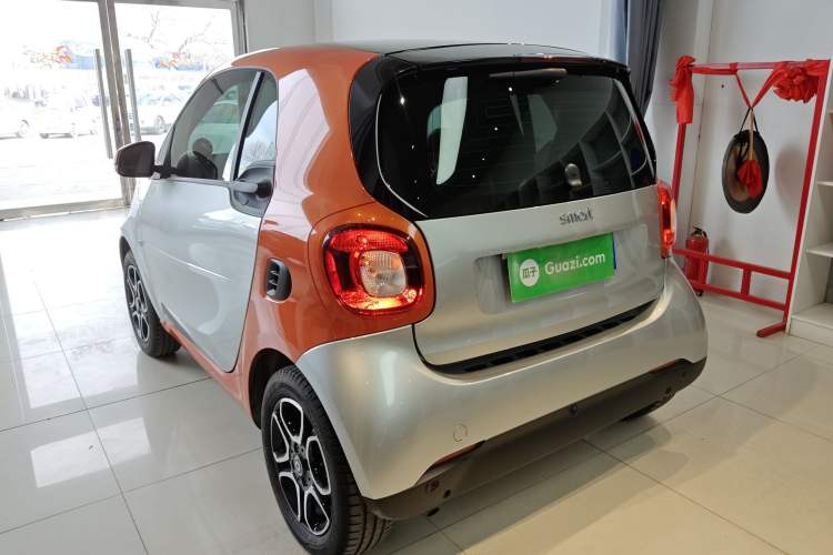 Used  fortwo 2016 0.9T 66kW Hardtop Pioneer Edition