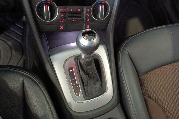 Used Audi Q3 2018 30th Anniversary Edition 35 TFSI Fashion Model
