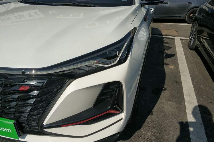 Used Changan CS75 PLUS 2022 1.5T Automatic Luxury Model
