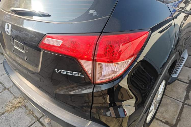 Used Honda Vezel 2017 1.5L CVT 2WD Comfort Model
