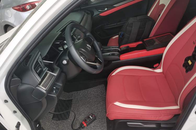 Used Honda Civic 2021 HATCHBACK 220TURBO CVT New Trendsetter