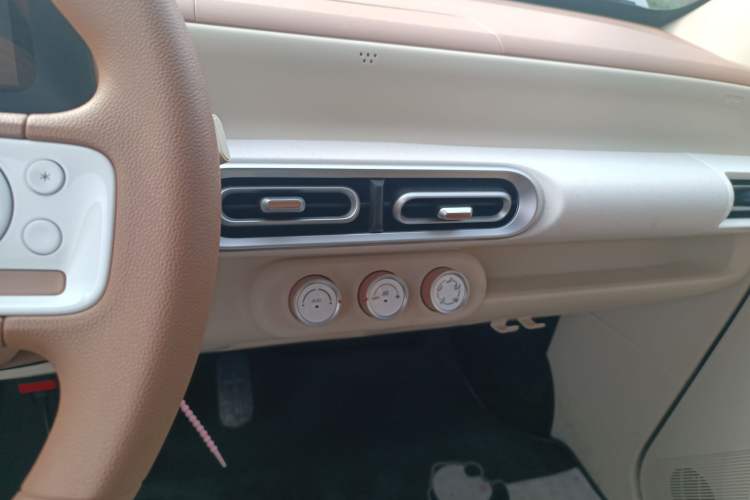 Used Wuling Hongguang MINIEV 2024 3rd Generation 215km Youth Edition