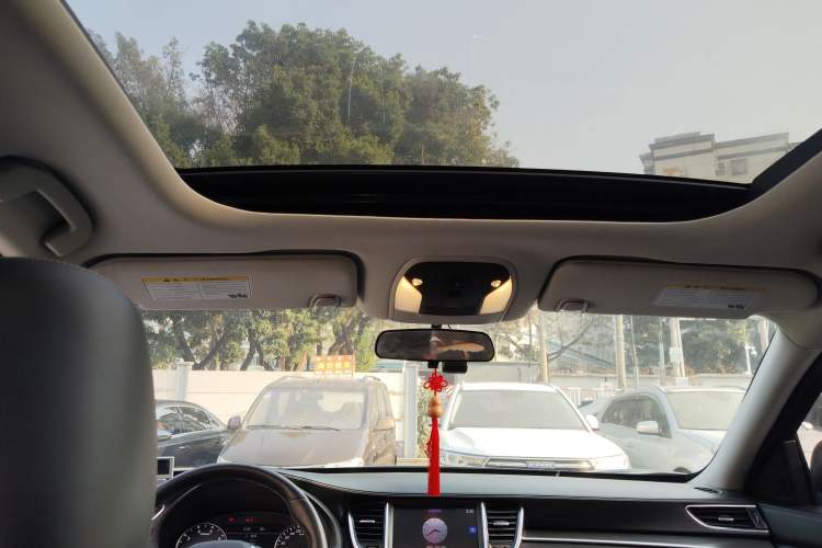 Used Infiniti QX50 2018 2.0T Two-Wheel-Drive Elite Edition
