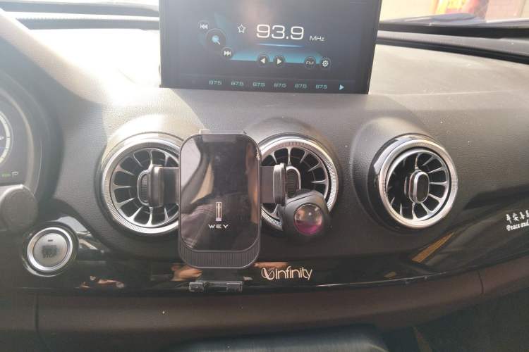 Used Wey VV7 2017 2.0T Flagship Model
