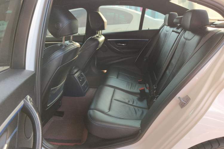 TDK.VehicleDetails.img