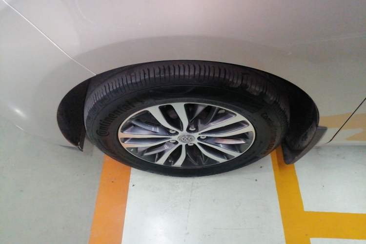 Used Buick GL8 2017 ES 28T Luxury Model China V Standard