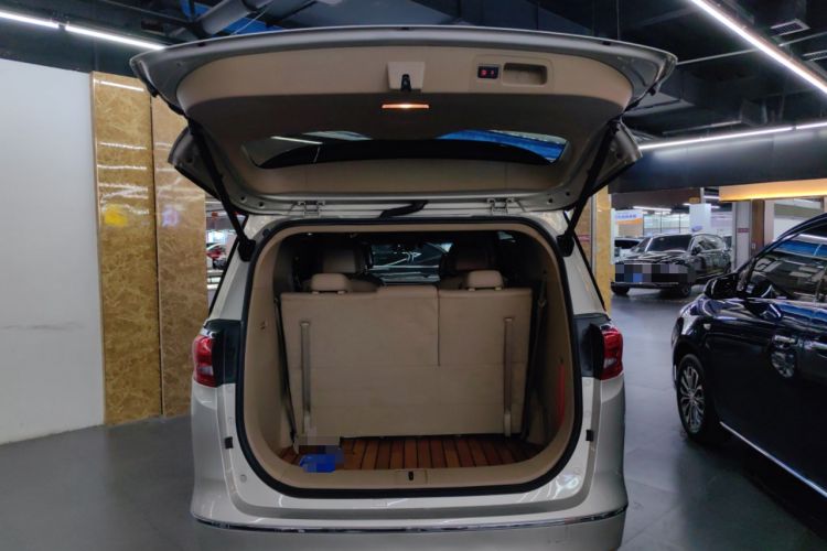 Used Buick GL8 2018 ES 28T Premium Model China VI Standard
