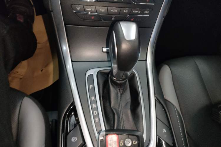 Used Ford Edge 2018 EcoBoost 245 Four-Wheel Drive Sporty 7-Seater China V Standard