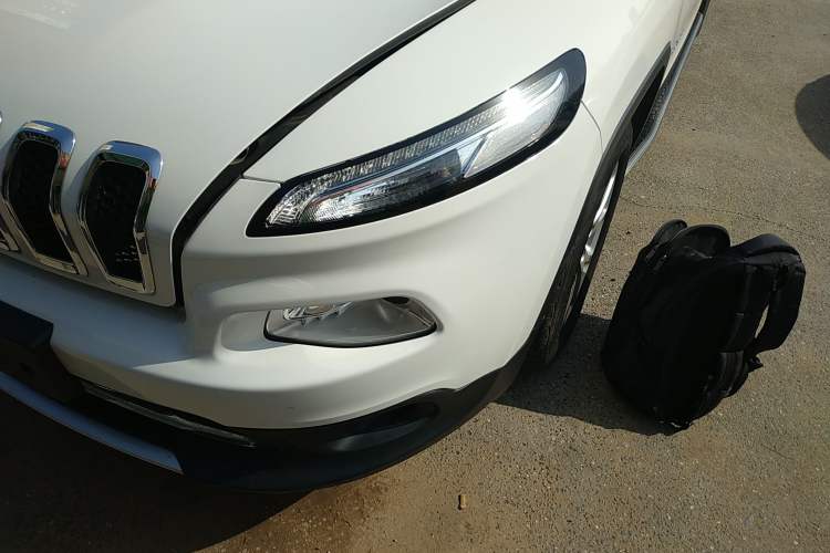 Used  Cherokee 2017 2.4L Leading Smart Edition
