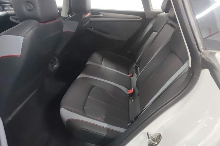 Used Volkswagen Lamando 2025 Lavida L 280TSI DSG Cool & Spicy Edition
