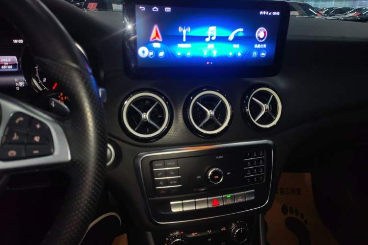 Used Mercedes-Benz GLA 2019 GLA 200 Fashion Model
