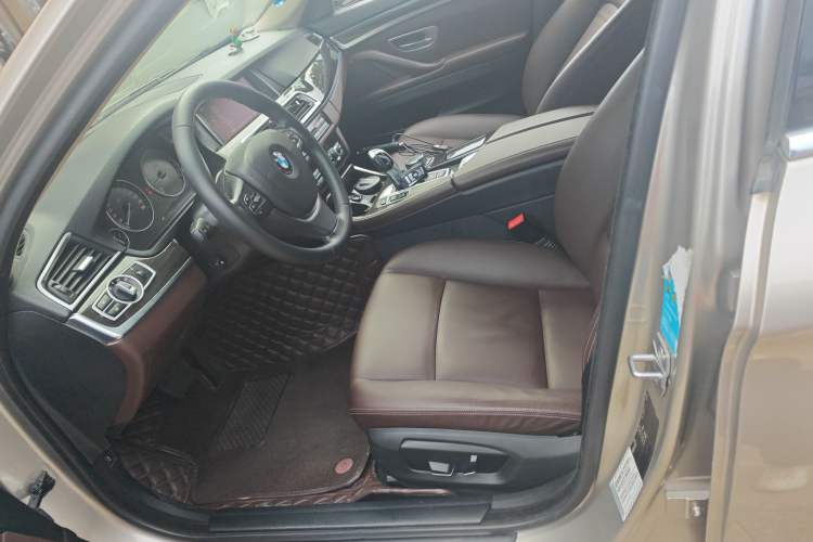 Used BMW 5 Series 2014 525Li Luxury Design Package
