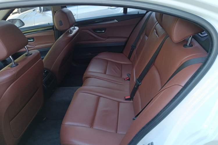 Used BMW 5 Series 2014 525Li Leading Model