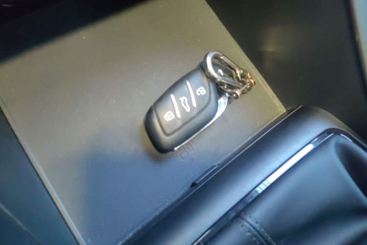 Used Roewe i5 2023 1.5L Manual Comfort Edition
