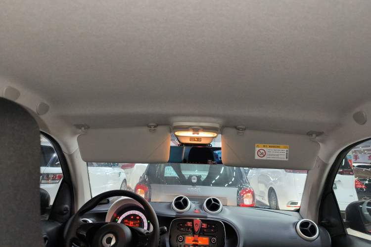 Used  fortwo 2015 1.0L 52 kW hardtop Dynamic version