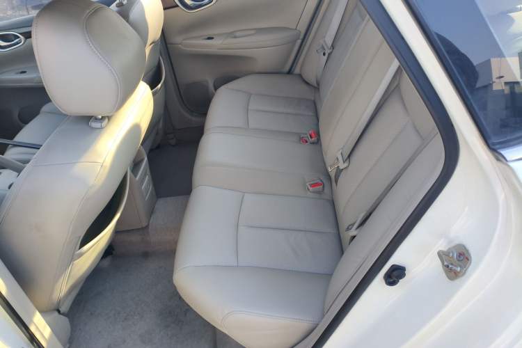 Used Nissan Sylphy 2014 1.6XV CVT Deluxe Edition
