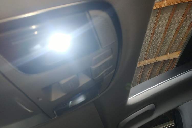 Used Hyundai Sonata Plug-in Hybrid 2018 2.0 PHS Smart Connect Version China VI Standard