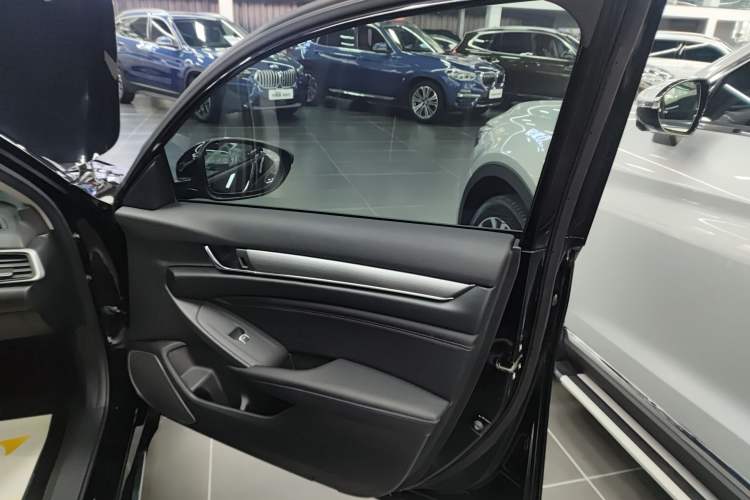 Used Honda Accord 2018 Rui Hybrid 2.0L Rui Ling Edition China VI
