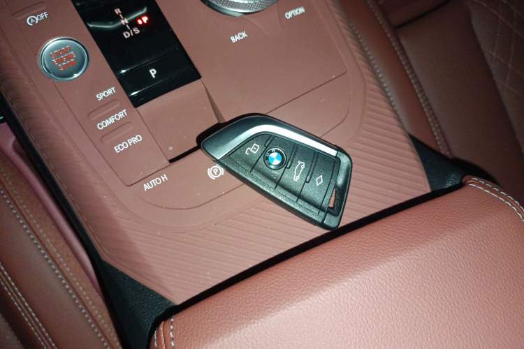 Used BMW 3 Series 2025 330Li M Sport Shadowline Package
