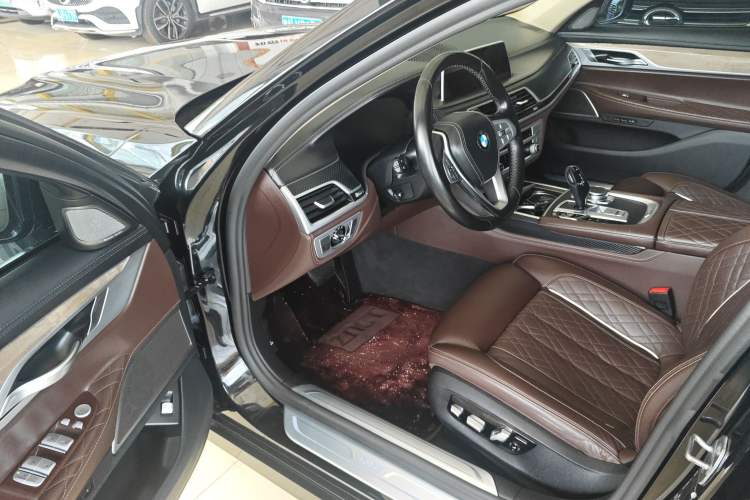 Used BMW 7 Series 2019 Restyled 740Li Leading Luxury Package
