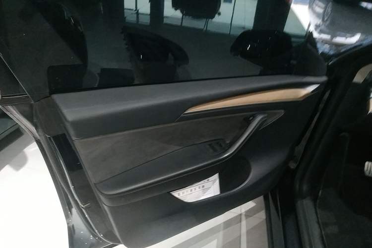 Used Tesla Model Y 2021 Performance High-Performance All-Wheel-Drive Version
