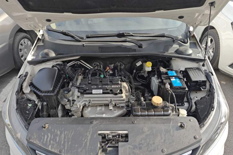 Used Baojun 310W 2017 1.5L Manual Fashion Model China V
