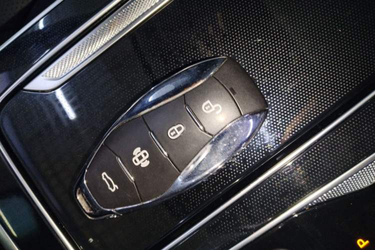 Used Hongqi HS5 2023 2.0T Four-Wheel Drive Flagship Pro Edition