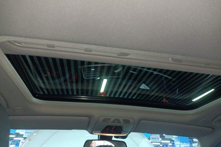 Used BMW 3 Series 2016 320Li Fashion Model
