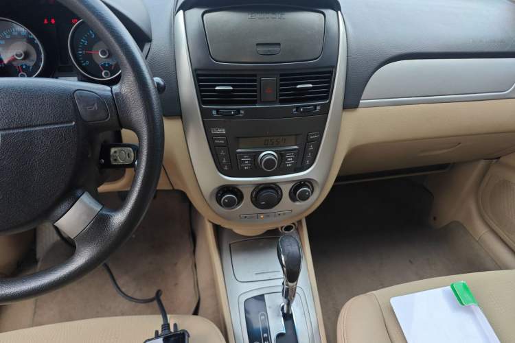 Used Buick Excelle 2013 1.5L Automatic Classic Model
