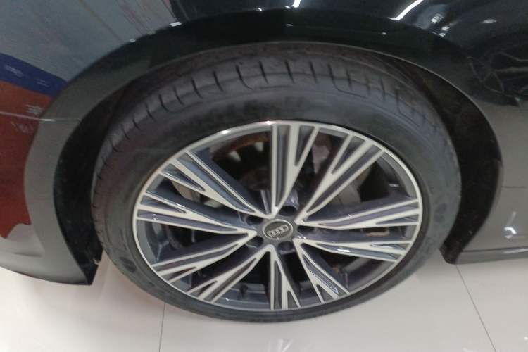 Used Audi A6L 2024 40 TFSI Luxury Dynamic Edition
