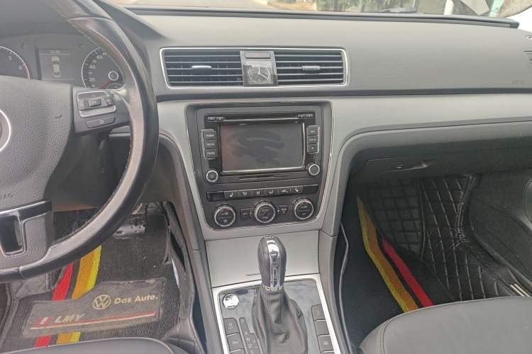 Used Volkswagen Passat 2015 1.8TSI DSG Prestige Edition
