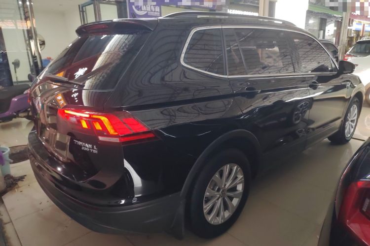 Used Volkswagen Tiguan L 2017 330TSI Automatic Two-Wheel Drive Luxury Edition